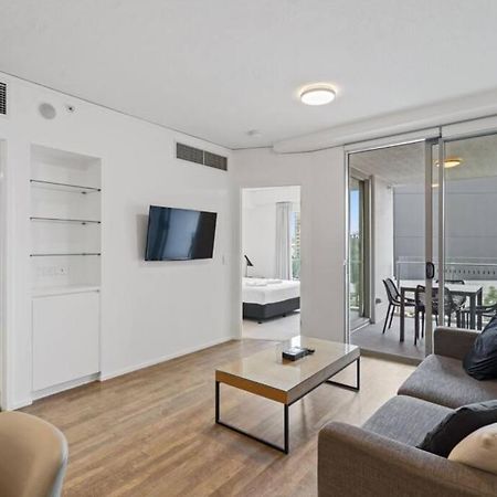 Lovely 2- Bedroom Rental Unit With Free Parking Brisbane Buitenkant foto